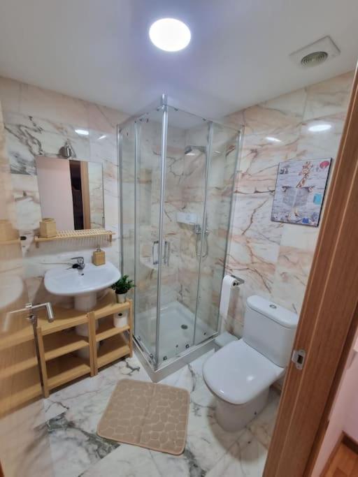 Apartamento El Mirador Del Rosal Ponferrada Exterior foto
