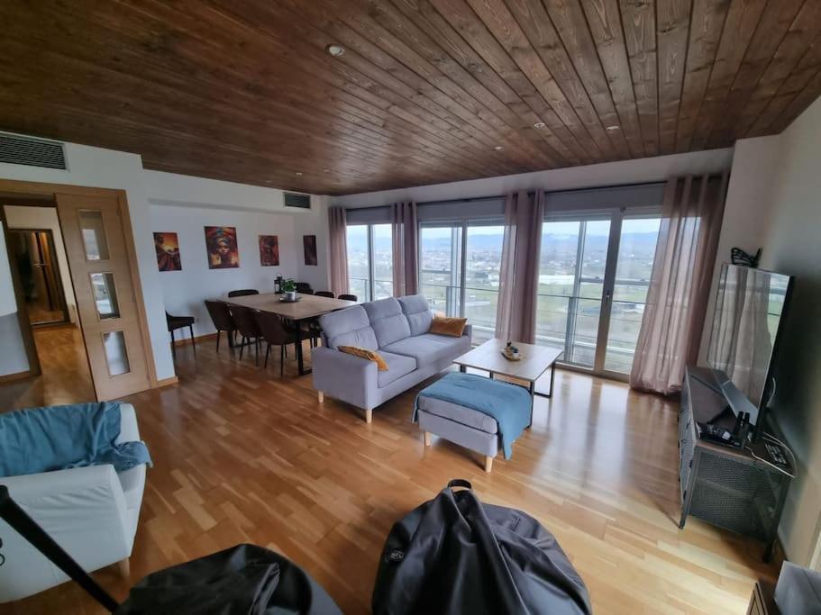 Apartamento El Mirador Del Rosal Ponferrada Exterior foto